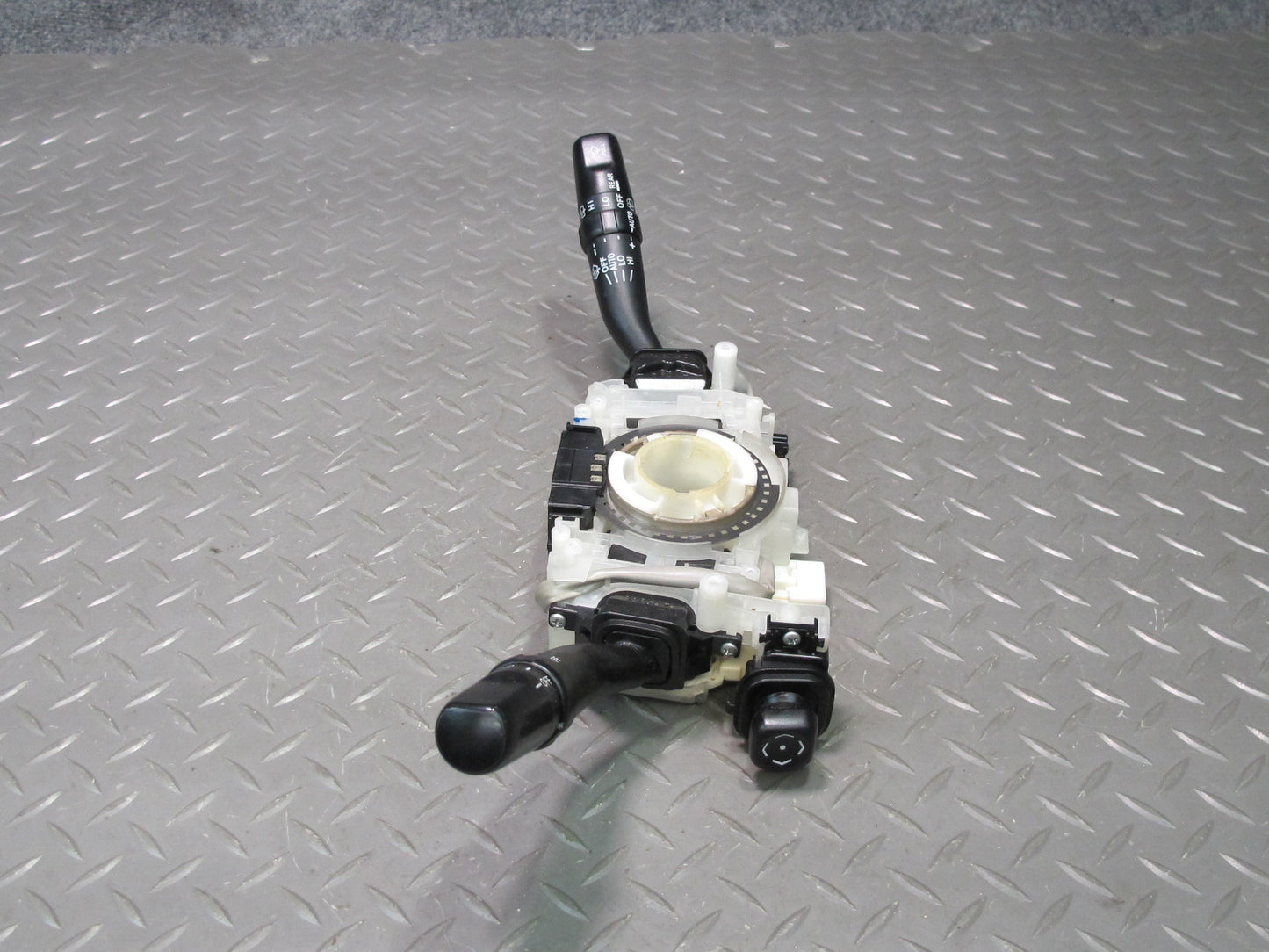 2006-2009 Lexus UZJ120L GX470 Steering Column Turn Signal Wiper Multi Switch