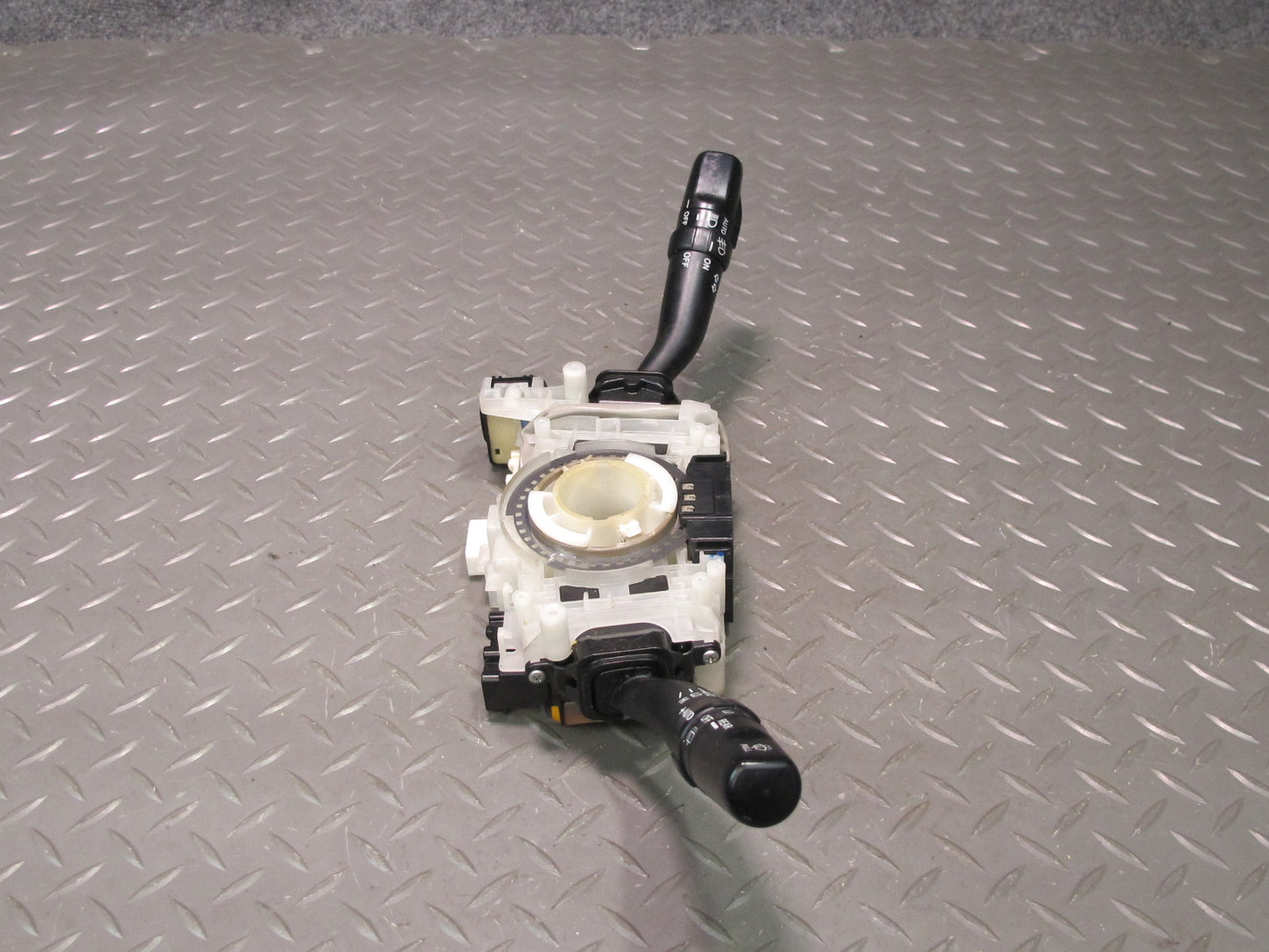 2006-2009 Lexus UZJ120L GX470 Steering Column Turn Signal Wiper Multi Switch