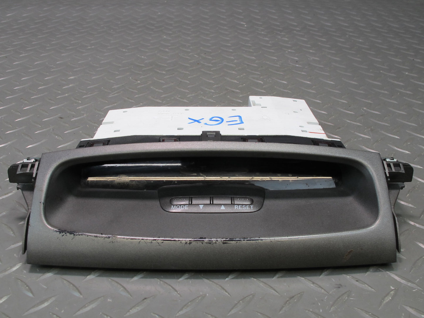 2003-2009 Lexus UZJ120L GX470 Dash Information Screen Display 83290-60272