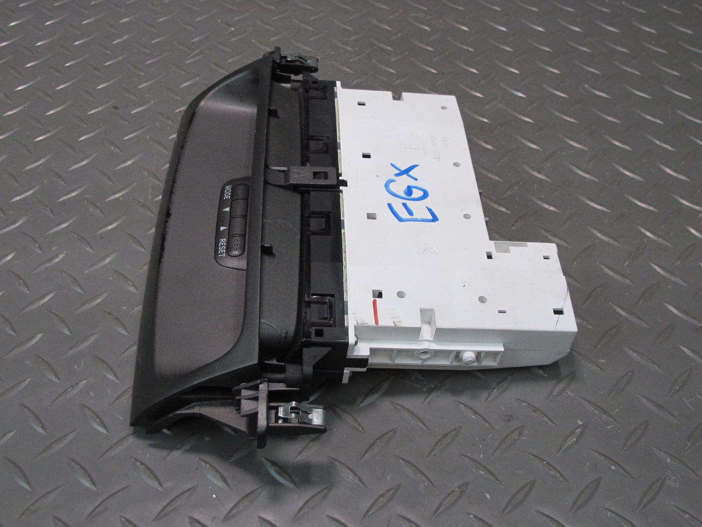 2003-2009 Lexus UZJ120L GX470 Dash Information Screen Display 83290-60272