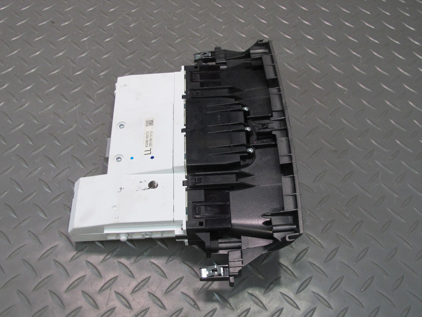 2003-2009 Lexus UZJ120L GX470 Dash Information Screen Display 83290-60272