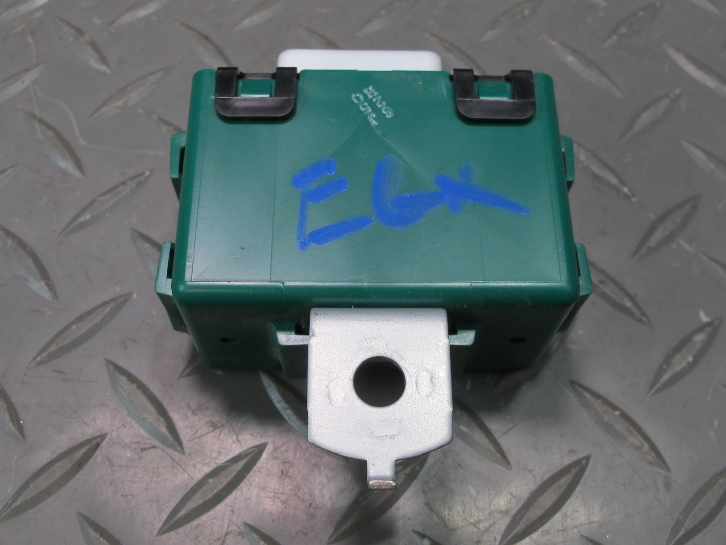 2003-2009 Lexus UZJ120L GX470 Towing Converter Relay Control Module