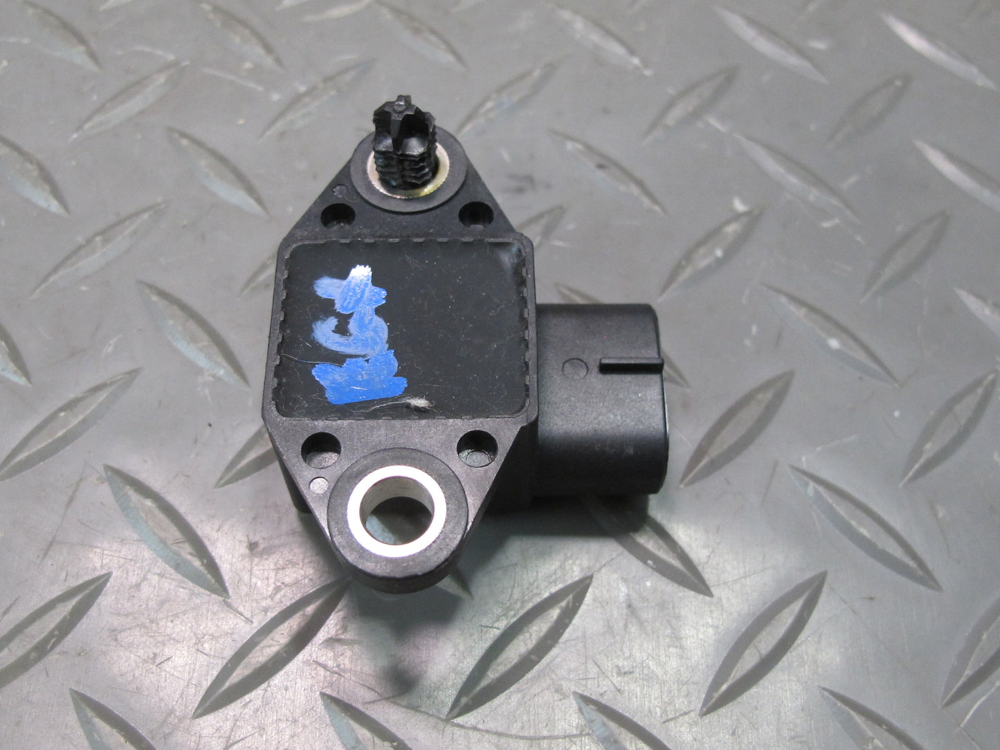 2003-2009 Lexus UZJ120L GX470 YAW Rate Acceleration Speed Sensor 89191-30020