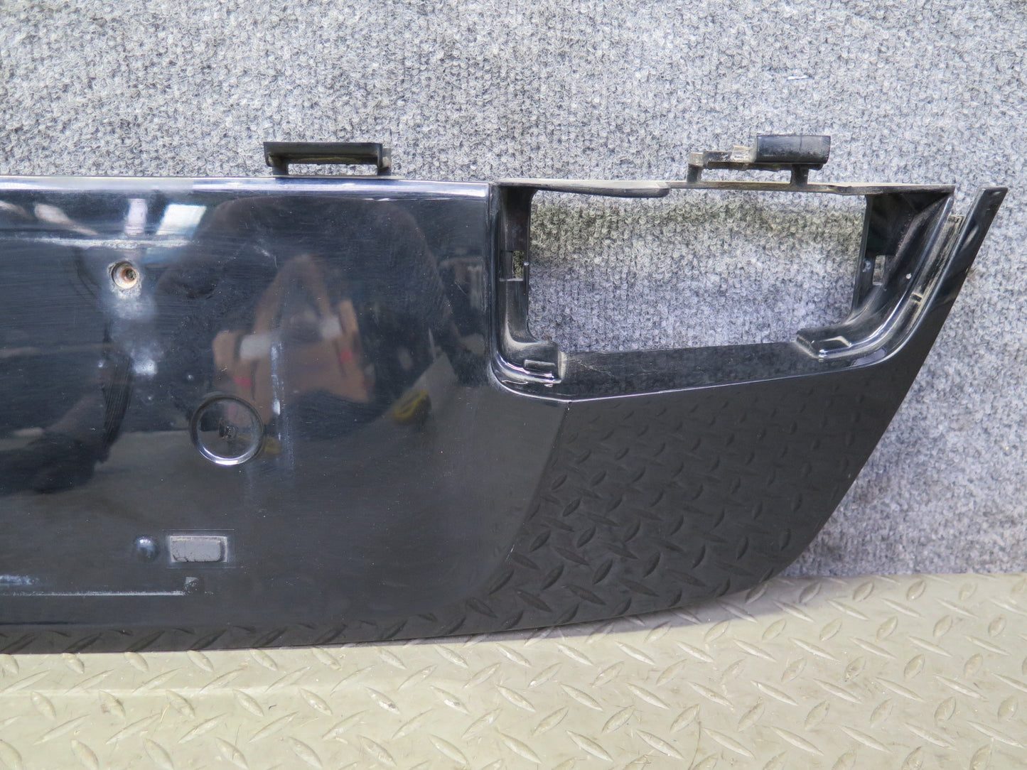 2003-2009 Lexus UZJ120L GX470 Rear Trunk Tailgate License Plate Trim Molding