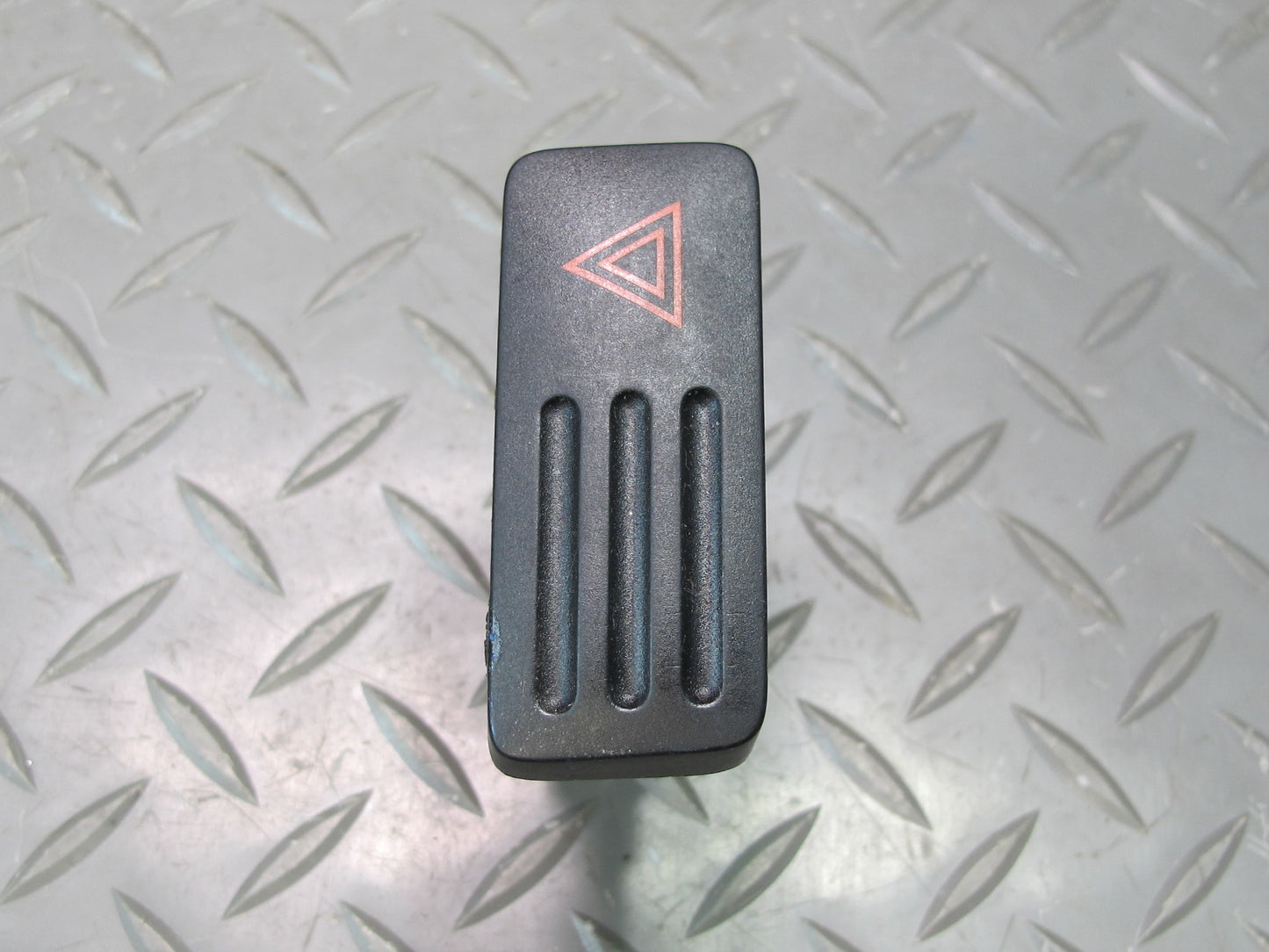 2003-2009 Lexus UZJ120L GX470 Emergency Hazard Warning Light Switch