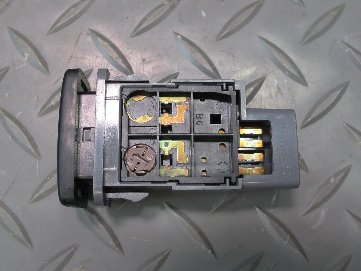 2003-2009 Lexus UZJ120L GX470 Pattern Select 2ND Strt Button Switch