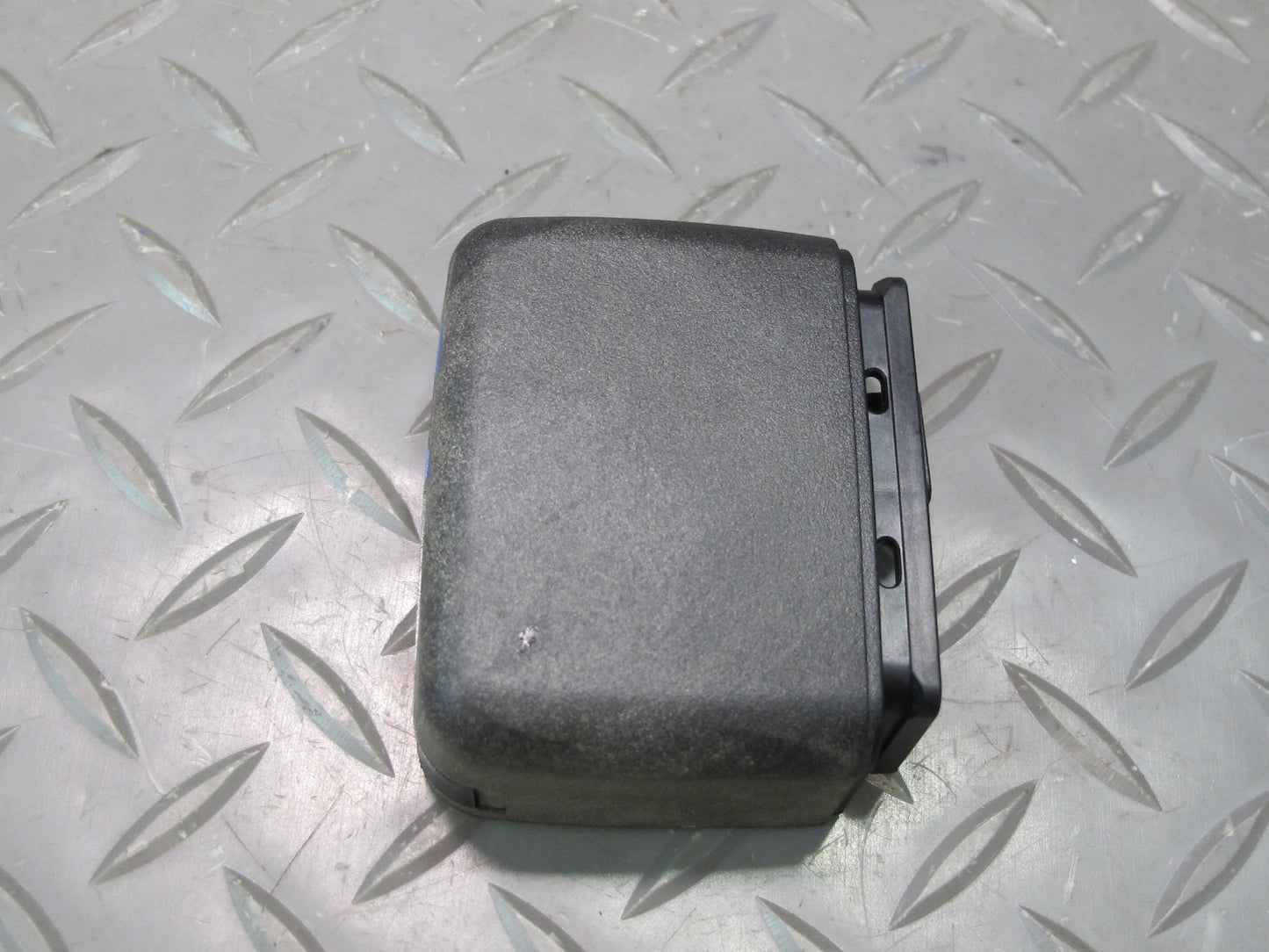 2003-2009 Lexus UZJ120L GX470 Windshield Rain Sensor 89941-60051