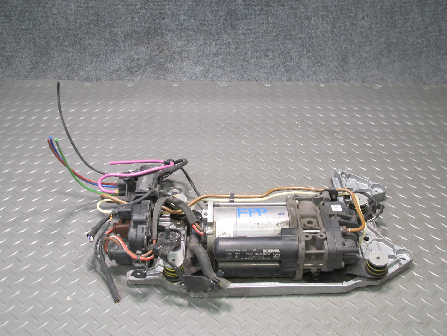 17-23 Porsche Panamera 971 Air Suspension Compressor Pump Assembly 44K Miles