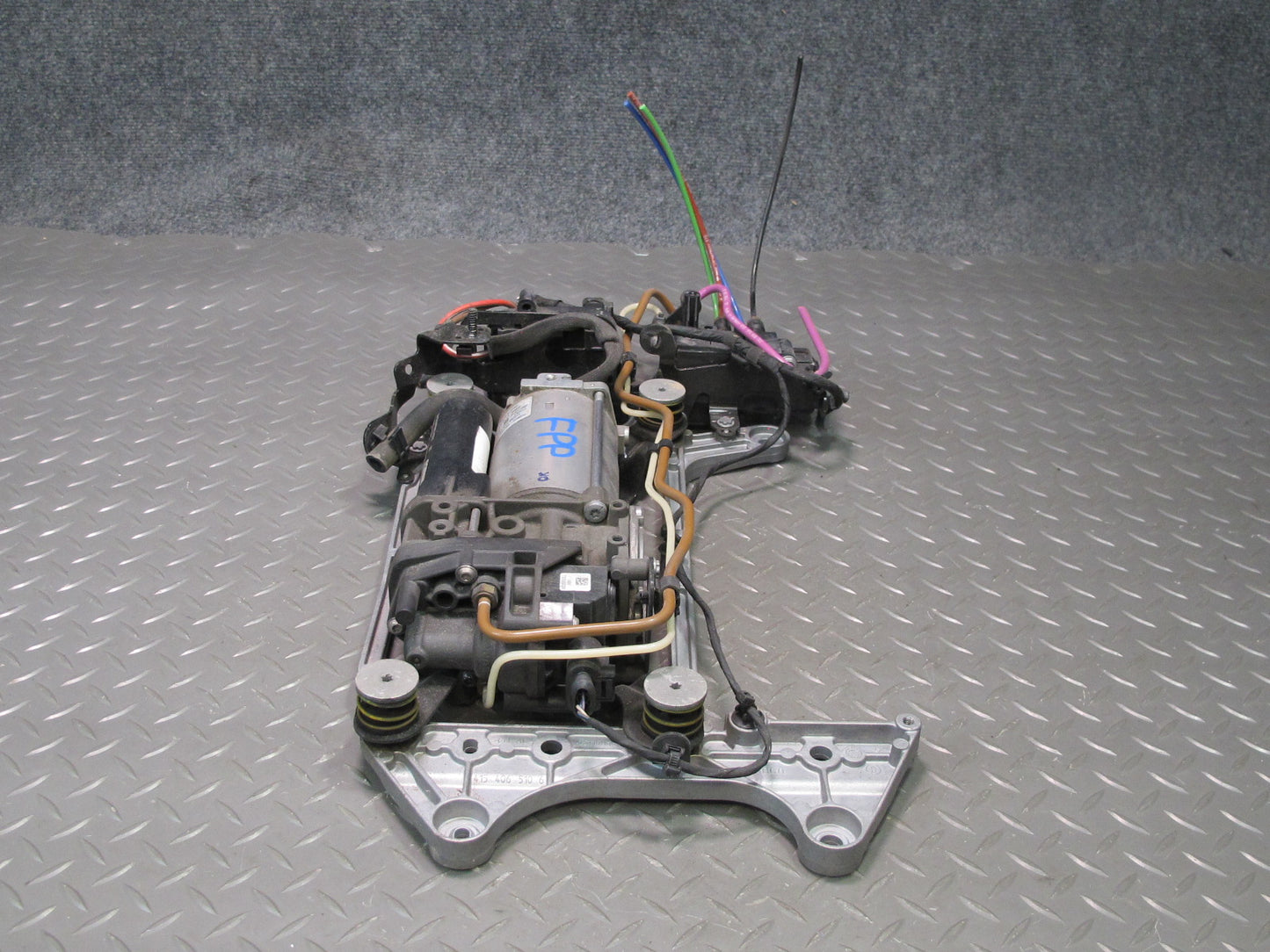 17-23 Porsche Panamera 971 Air Suspension Compressor Pump Assembly 44K Miles