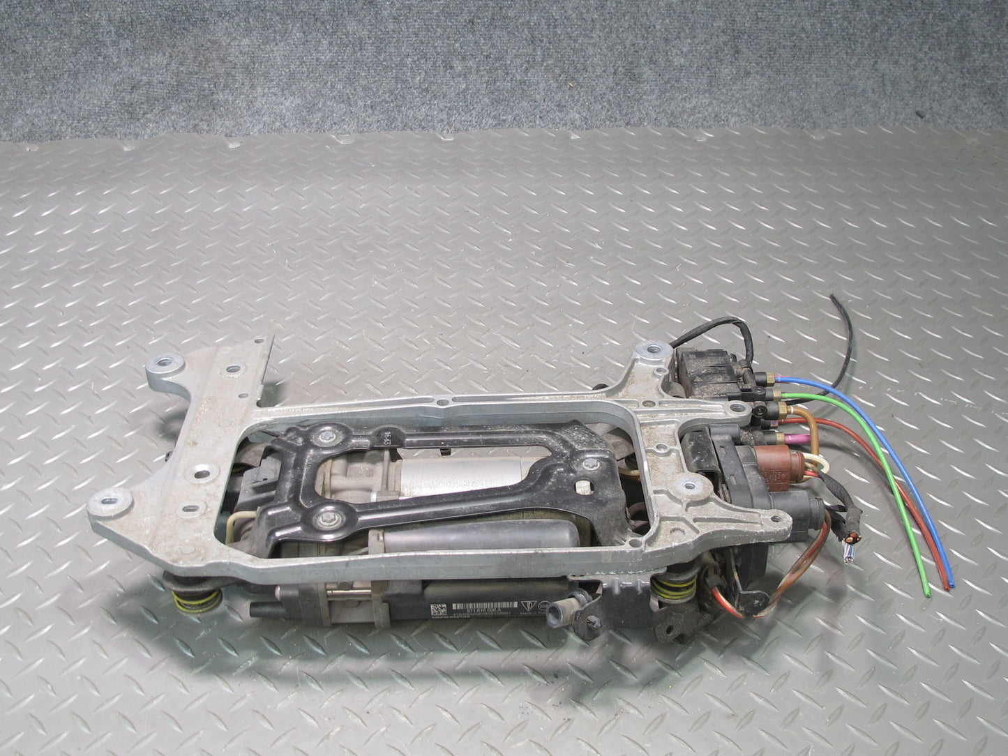17-23 Porsche Panamera 971 Air Suspension Compressor Pump Assembly 44K Miles