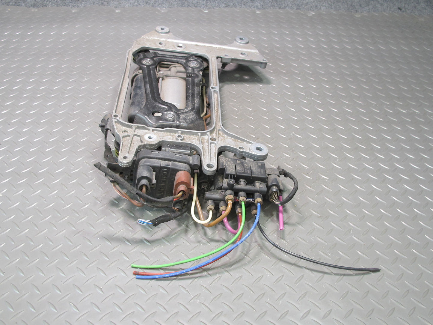 17-23 Porsche Panamera 971 Air Suspension Compressor Pump Assembly 44K Miles