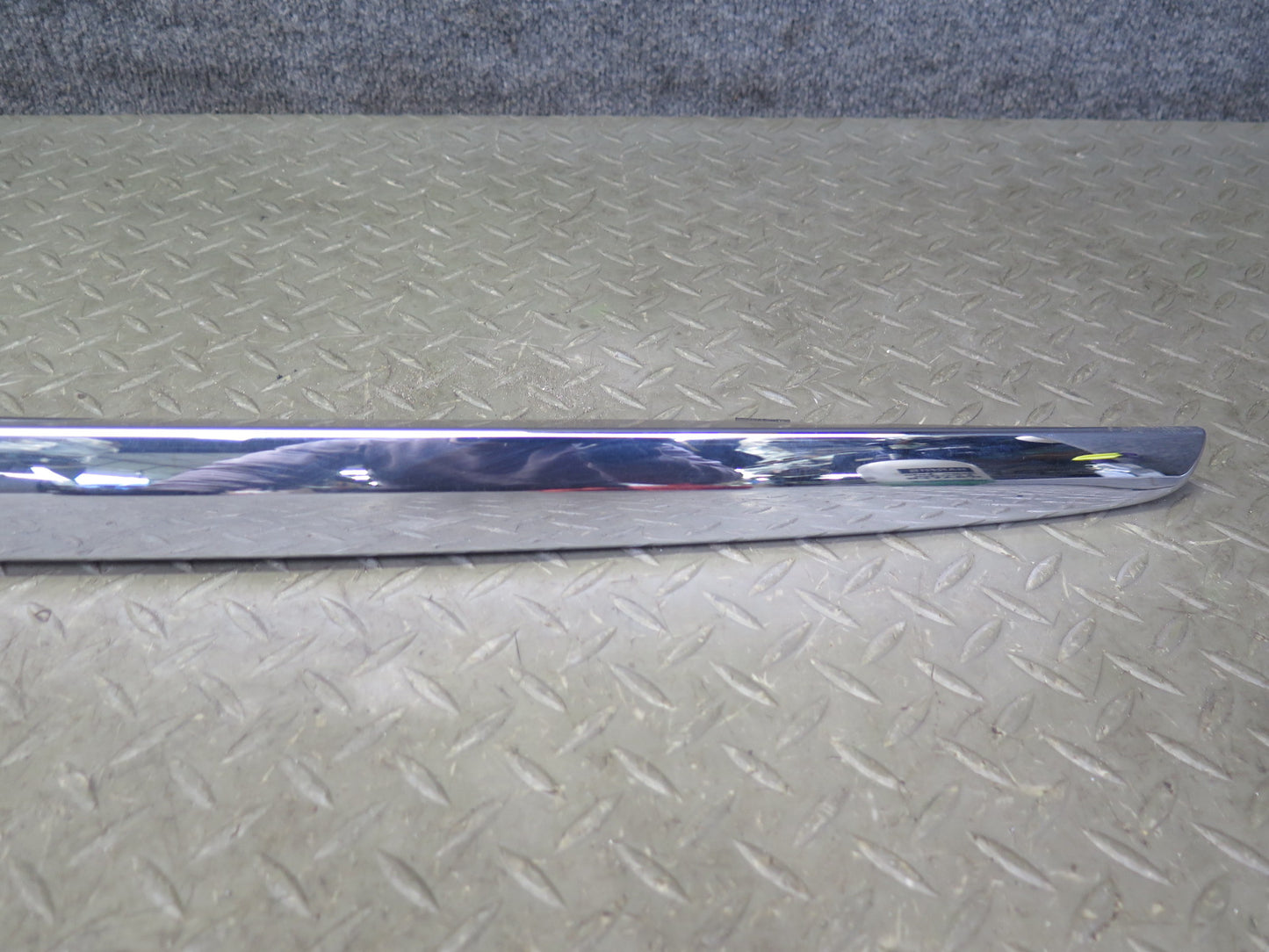 2003-2009 Lexus UZJ120L GX470 Rear Tailgate Finish Trim Molding 75132-60080