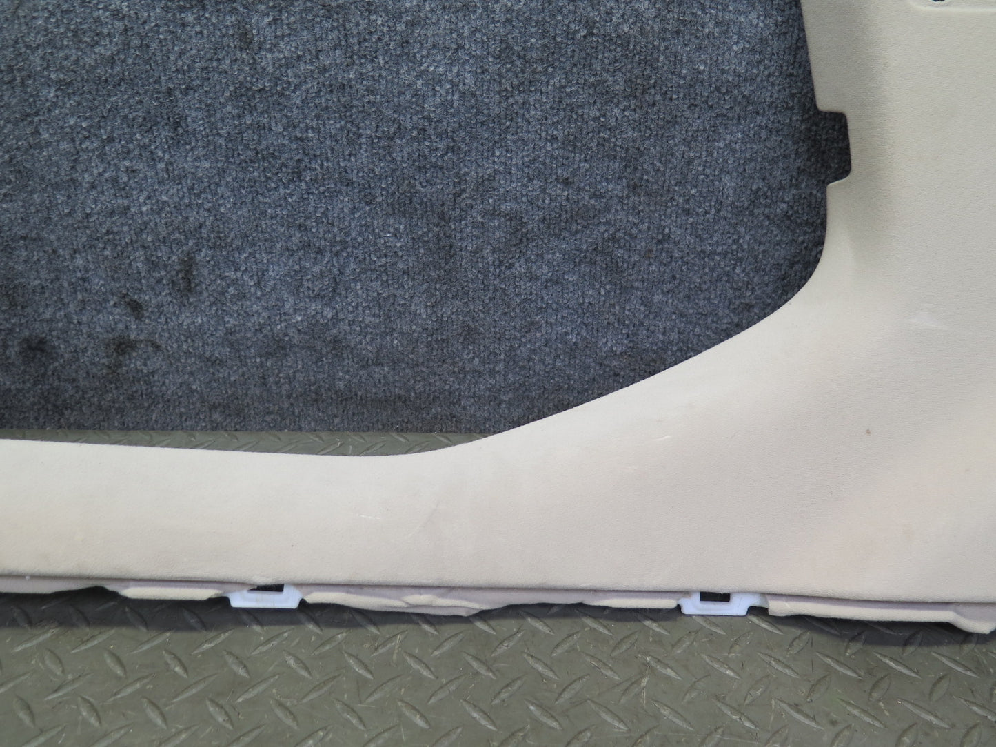 03-09 Lexus UZJ120L GX470 Rear Left & Right Side Upper Pillar Quarter Trim Set