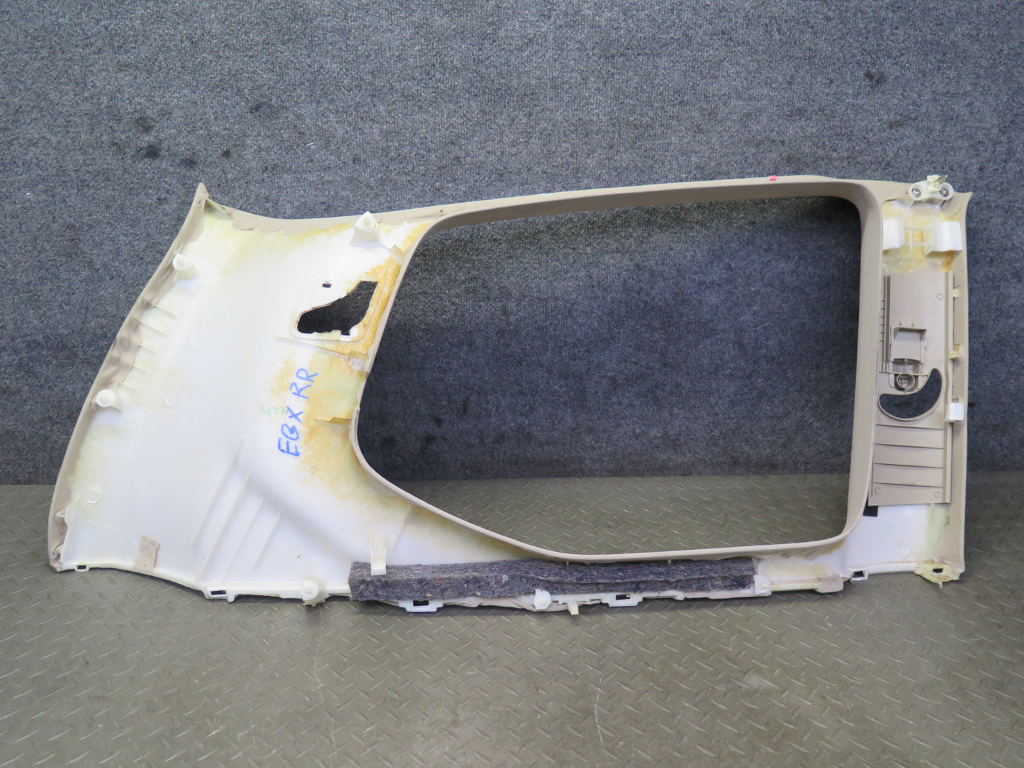 03-09 Lexus UZJ120L GX470 Rear Left & Right Side Upper Pillar Quarter Trim Set