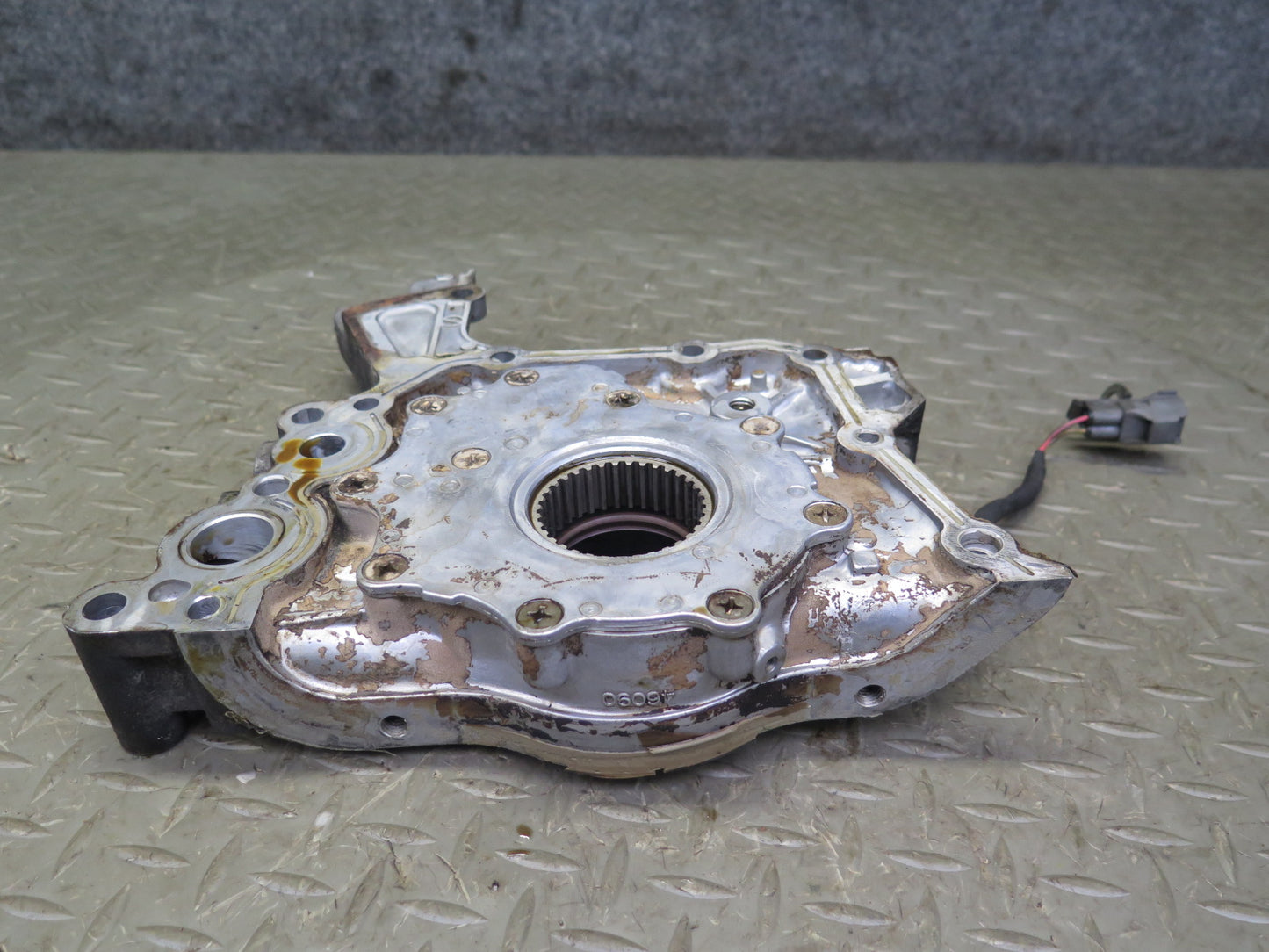 96-00 Lexus GS300 SC300 3.0L 2JZGE Engine Oil Pump w Housing OEM