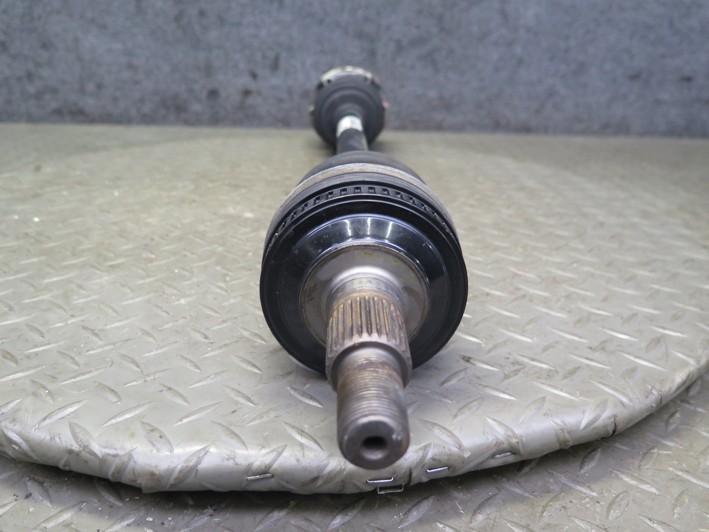 1997-2002 Porsche Boxster 986 RWD M/T Rear Left Axle Shaft 98633202404