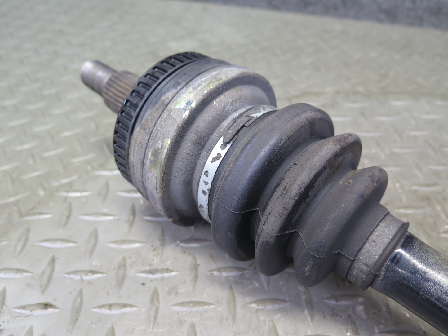 1997-2002 Porsche Boxster 986 RWD M/T Rear Left Axle Shaft 98633202404