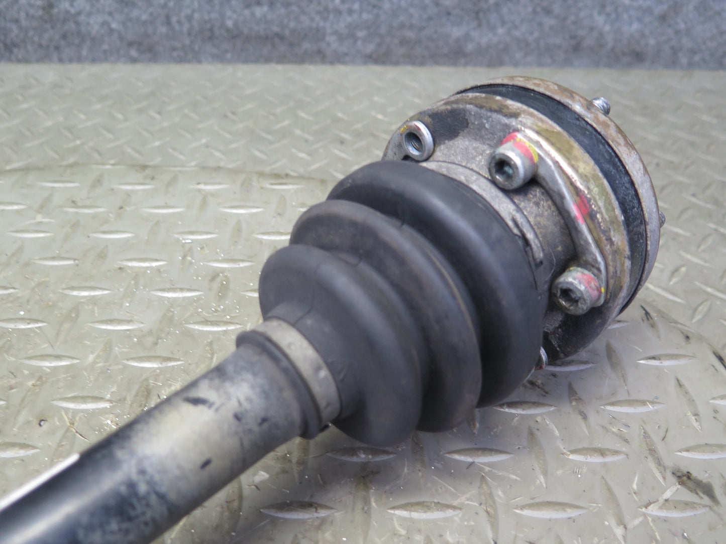 1997-2002 Porsche Boxster 986 RWD M/T Rear Left Axle Shaft 98633202404