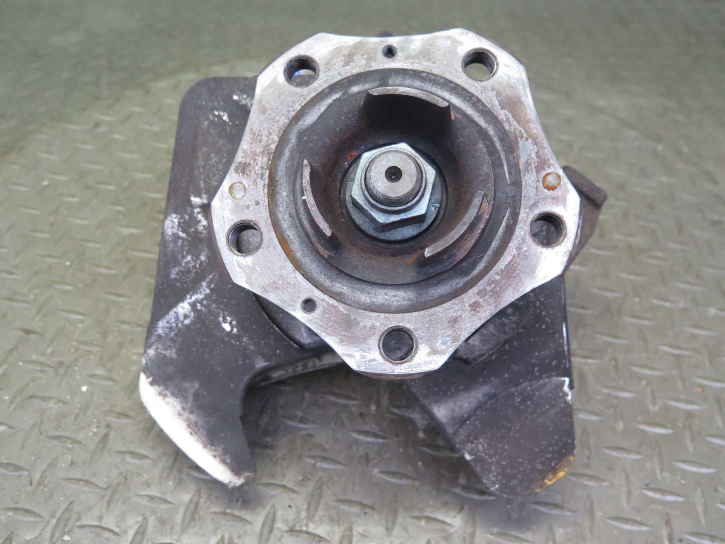 1997-2004 Porsche Boxster 986 Front Left Spindle Knuckle Wheel Hub Bearing