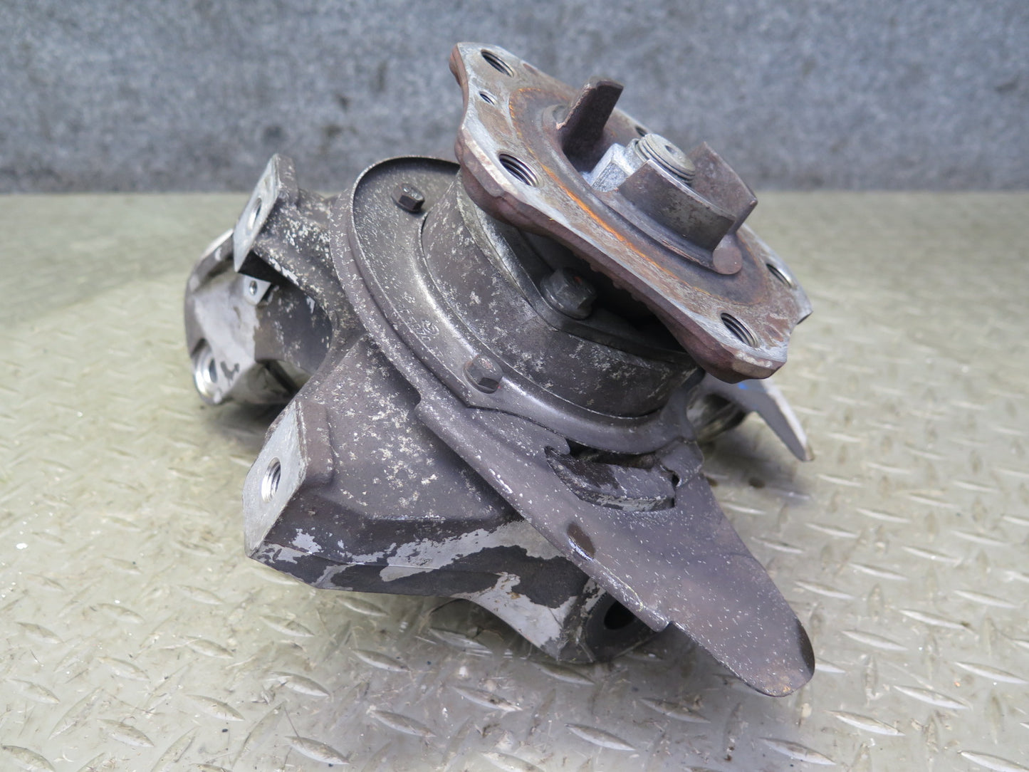 1997-2004 Porsche Boxster 986 Front Right Spindle Knuckle Wheel Hub Bearing