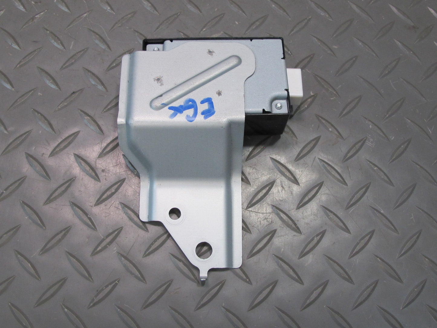 2003-2009 Lexus UZJ120L GX470 TPMS Tire Pressure Monitoring Sensor 89792-60010