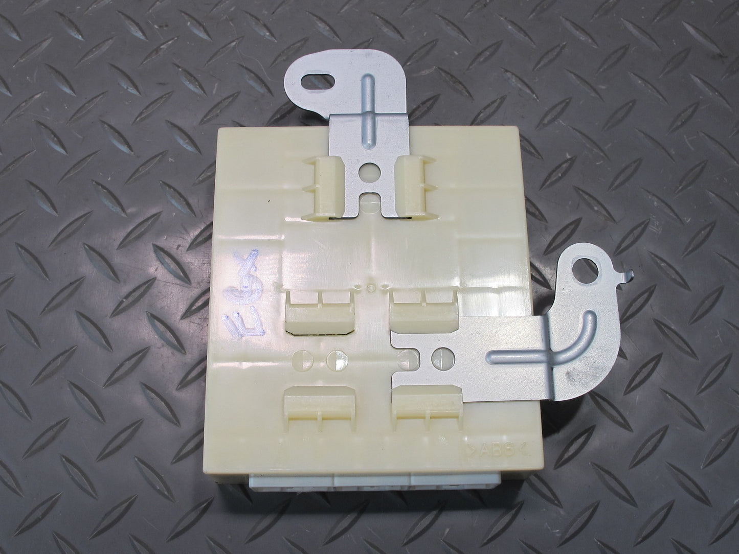 2006-2009 Lexus UZJ120L GX470 A/C Air Condition Amplifier AMP Module 88650-60763