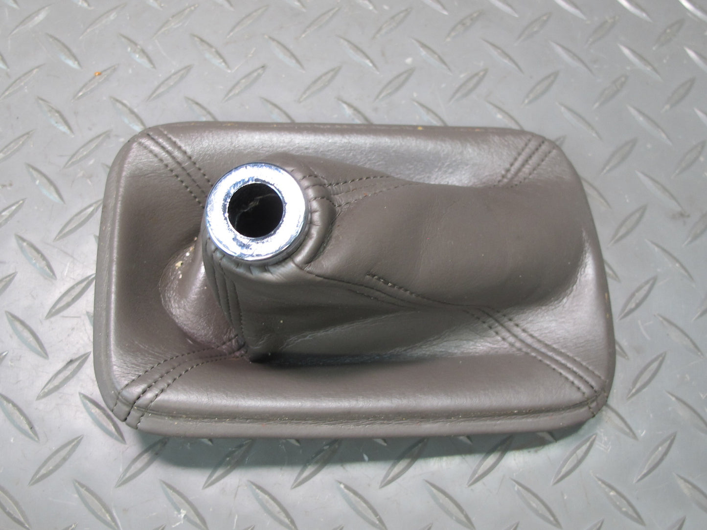 2003-2009 Lexus UZJ120L GX470 Transfer Case Shifter Knob W/ Leather Boot