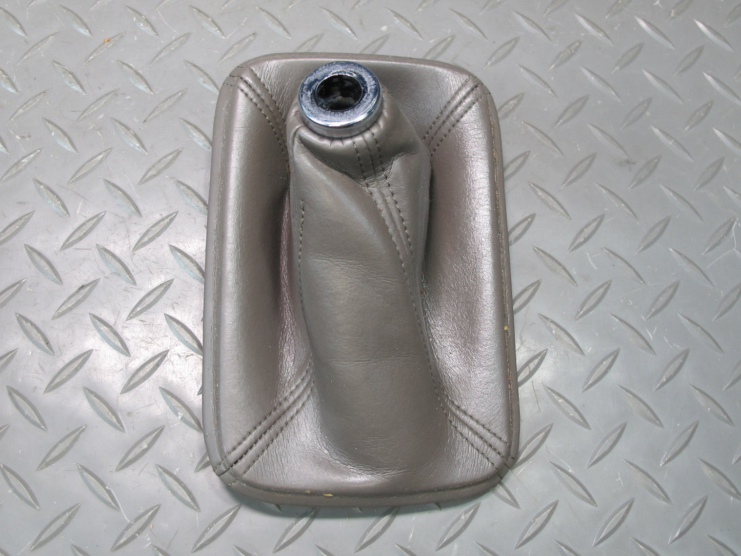 2003-2009 Lexus UZJ120L GX470 Transfer Case Shifter Knob W/ Leather Boot