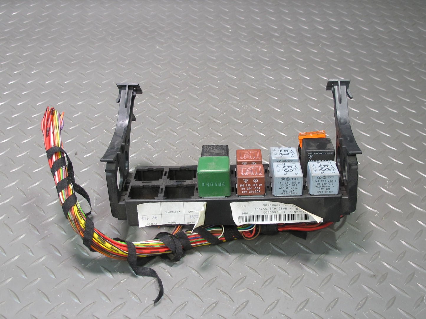 1997-2004 Porsche Boxster 986 Fuse Relay Box Module 98661205703