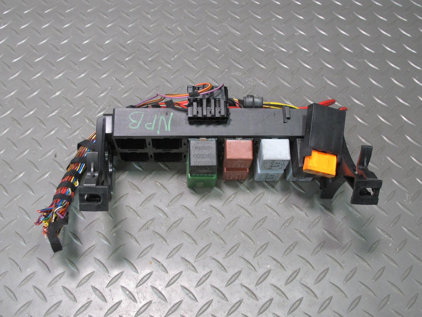 1997-2004 Porsche Boxster 986 Fuse Relay Box Module 98661205703