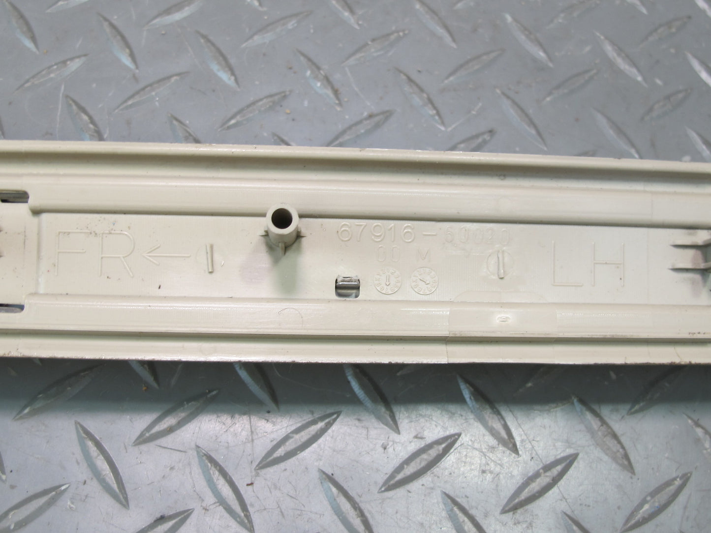 2003-2009 Lexus UZJ120L GX470 Front & Rear Door Inner Scuff Sill Plate Trim Set