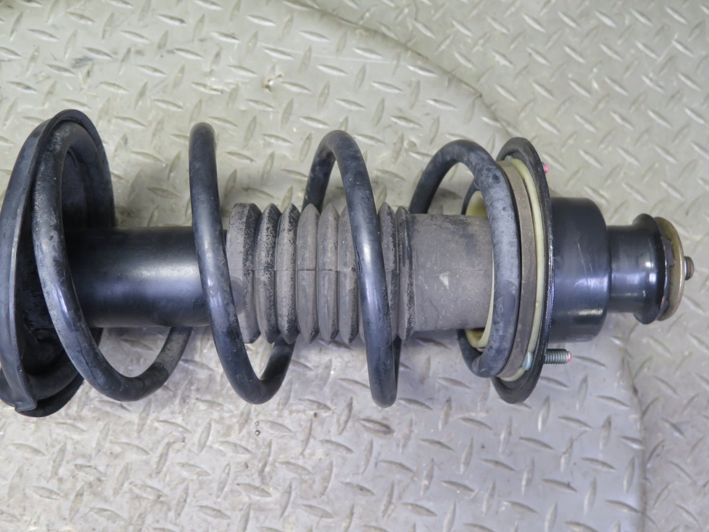 1997-2004 Porsche Boxster 986 RWD Rear Strut Shock Absorber Set of 2 72K Miles