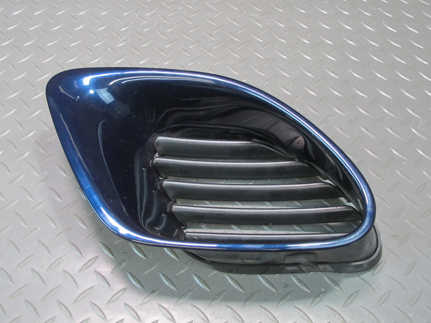 1997-2002 Porsche Boxster 986 Rear Right Quarter Air Intake Vent 98650456201