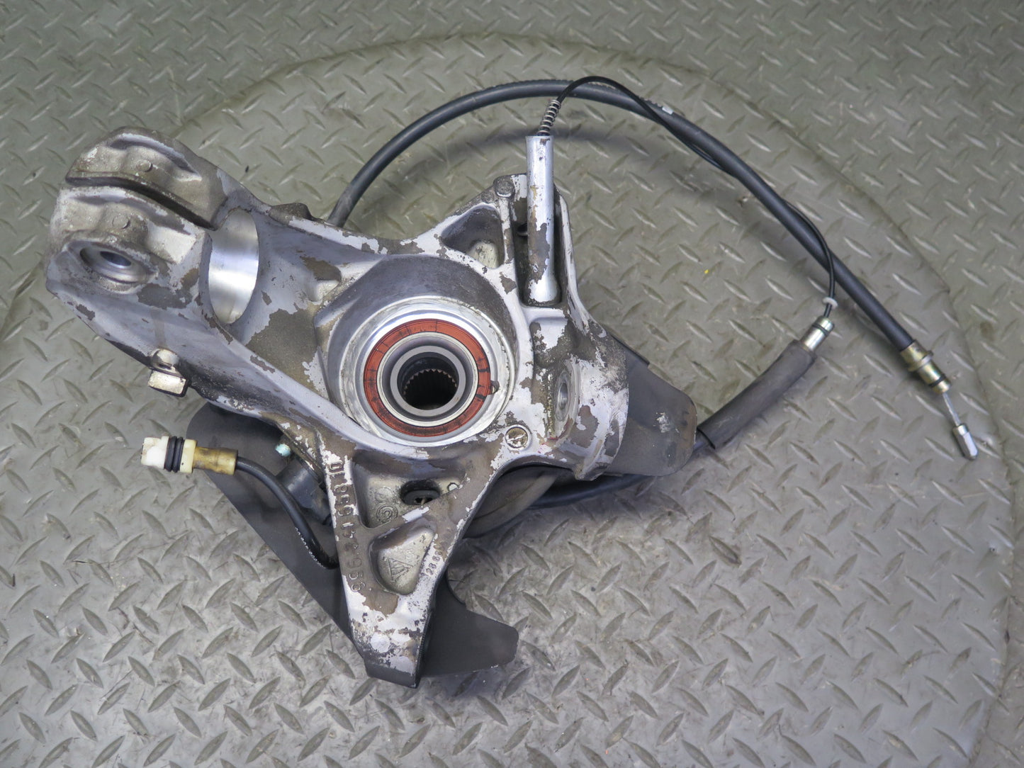 1997-2004 Porsche Boxster 986 Rear Left Spindle Knuckle Wheel Hub Bearing