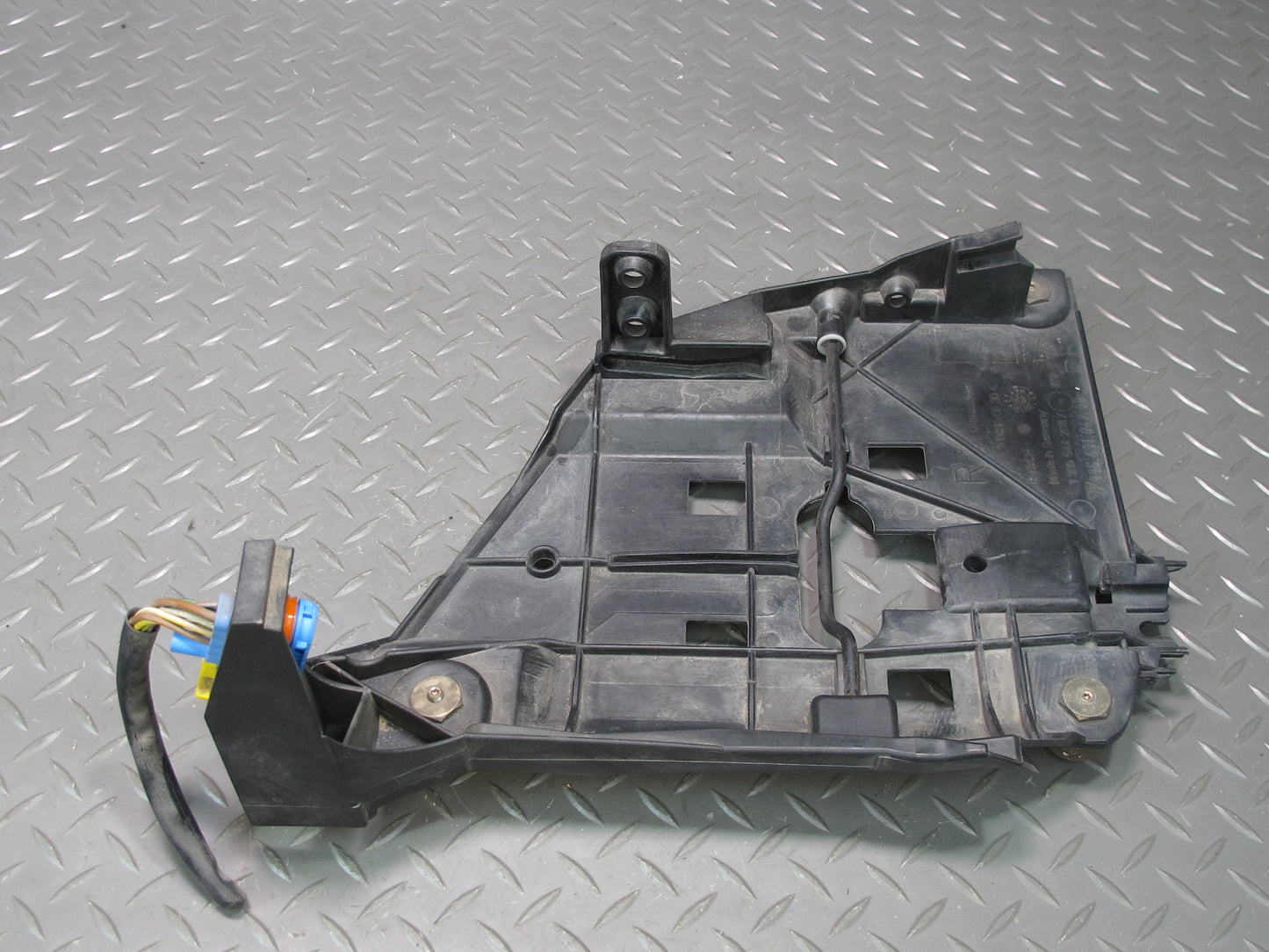 1997-2001 Porsche Boxster 986 Front Headlight Mount Bracket Support Set of 2