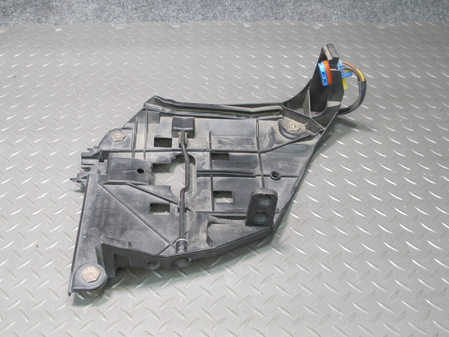 1997-2001 Porsche Boxster 986 Front Headlight Mount Bracket Support Set of 2