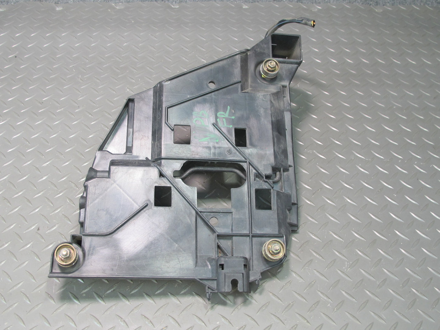 1997-2001 Porsche Boxster 986 Front Headlight Mount Bracket Support Set of 2