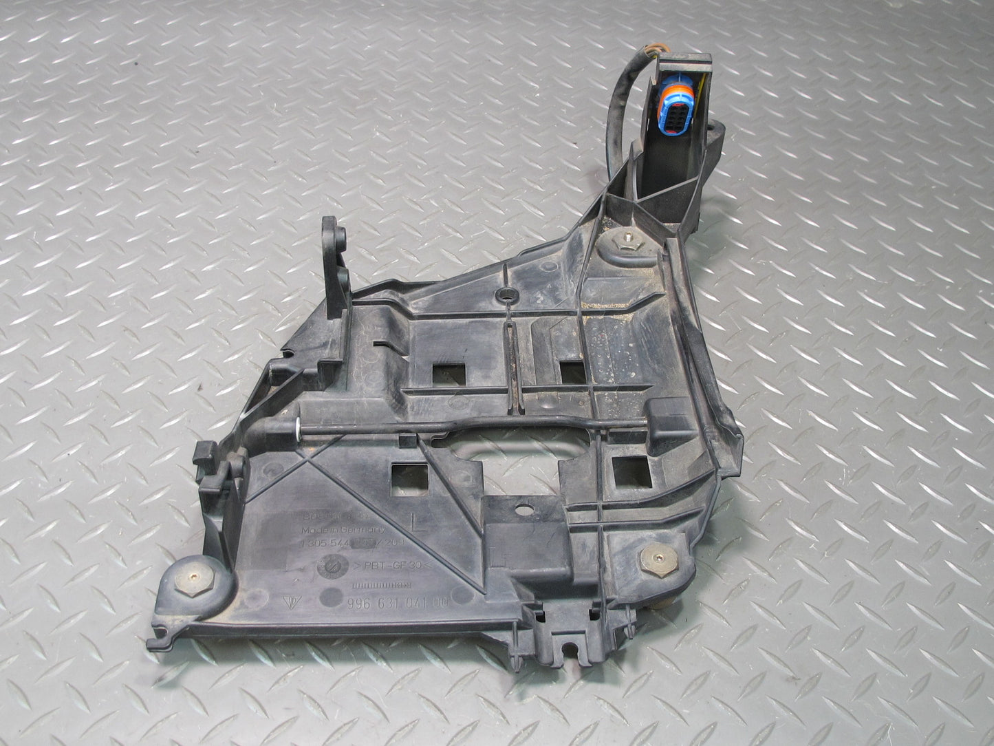 1997-2001 Porsche Boxster 986 Front Headlight Mount Bracket Support Set of 2