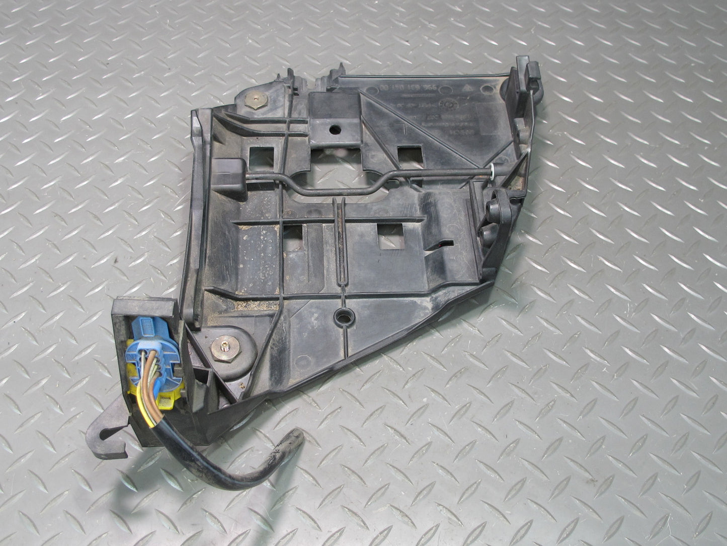 1997-2001 Porsche Boxster 986 Front Headlight Mount Bracket Support Set of 2