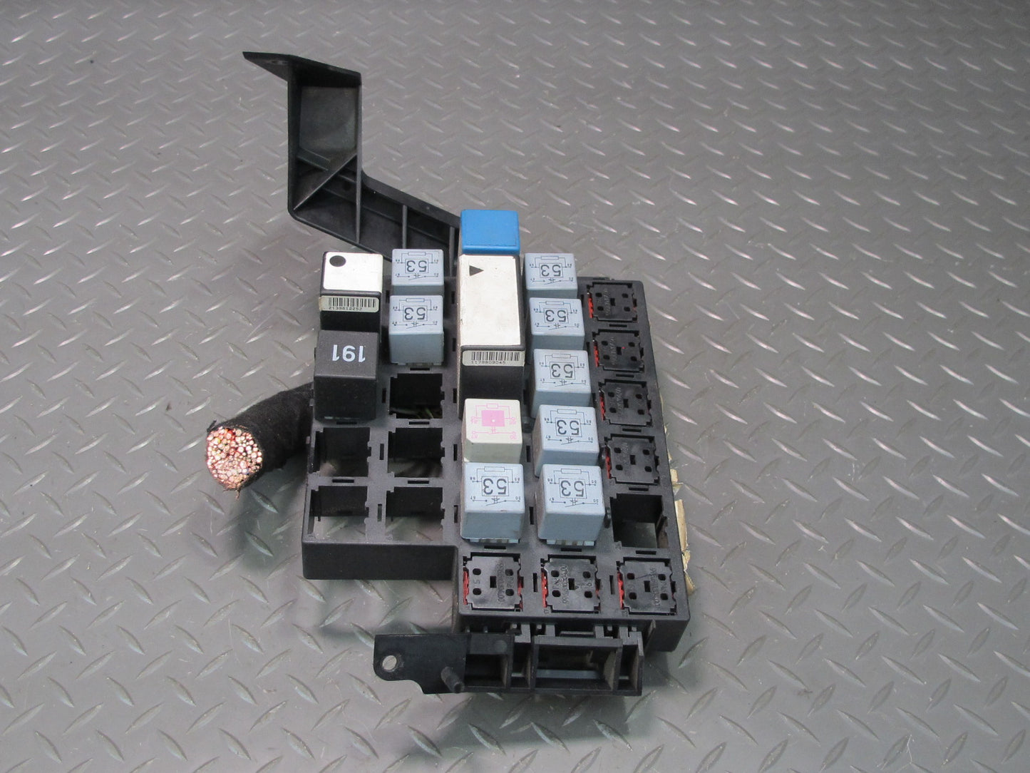 2000-2004 Porsche Boxster 986 Junction Fuse Relay Box Module Unit