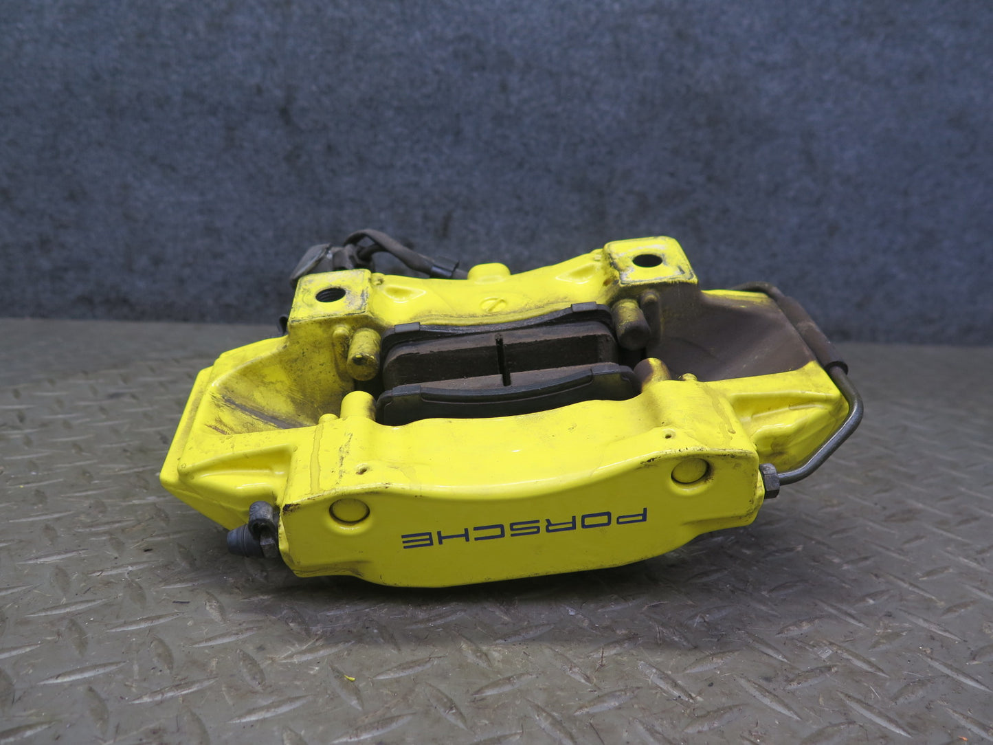 1997-2004 Porsche Boxster 986 Rear Left & Right Brembo Brake Caliper Set of 2