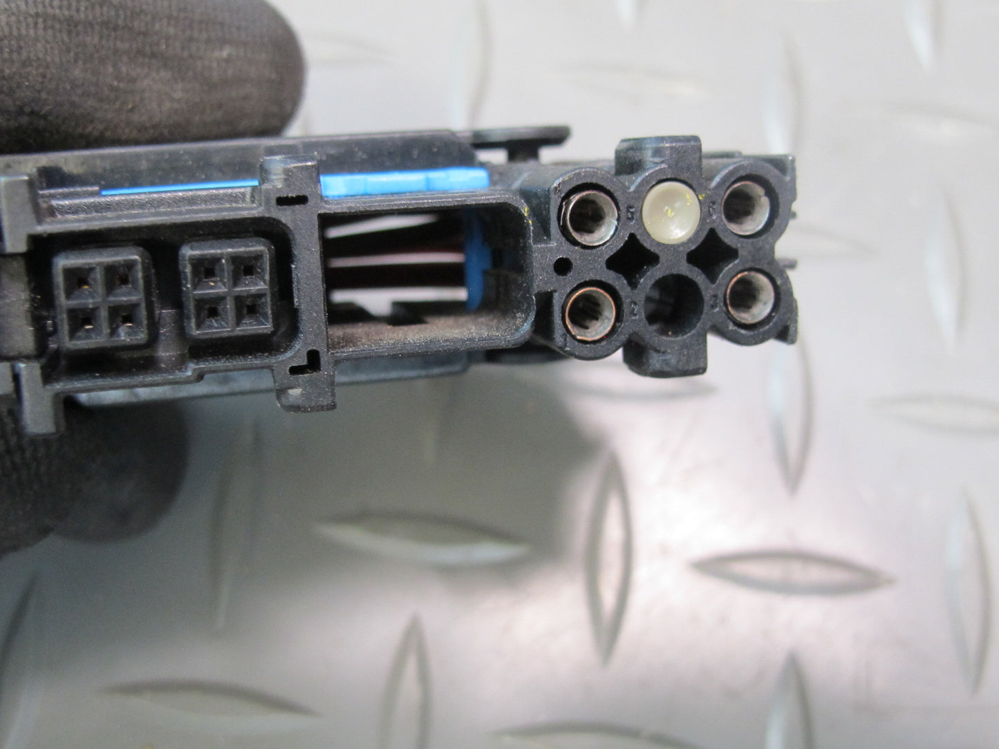 1997-2000 Porsche Boxster 986 GPS Navigation Head Unit Wire Wiring Harness