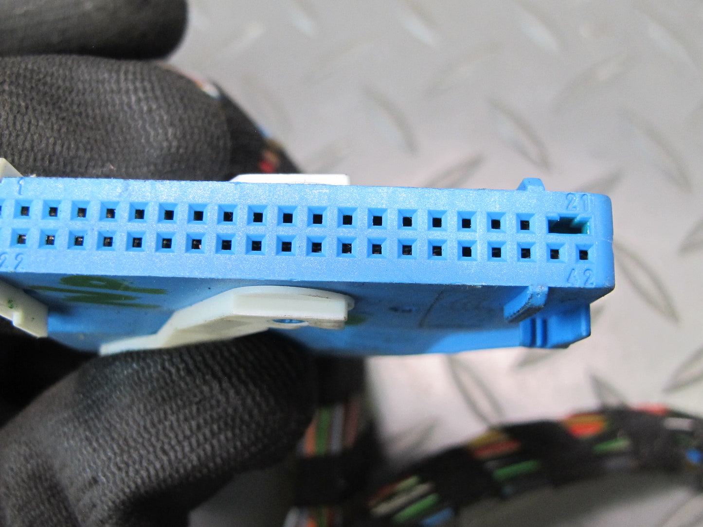 1997-2000 Porsche Boxster 986 GPS Navigation Head Unit Wire Wiring Harness