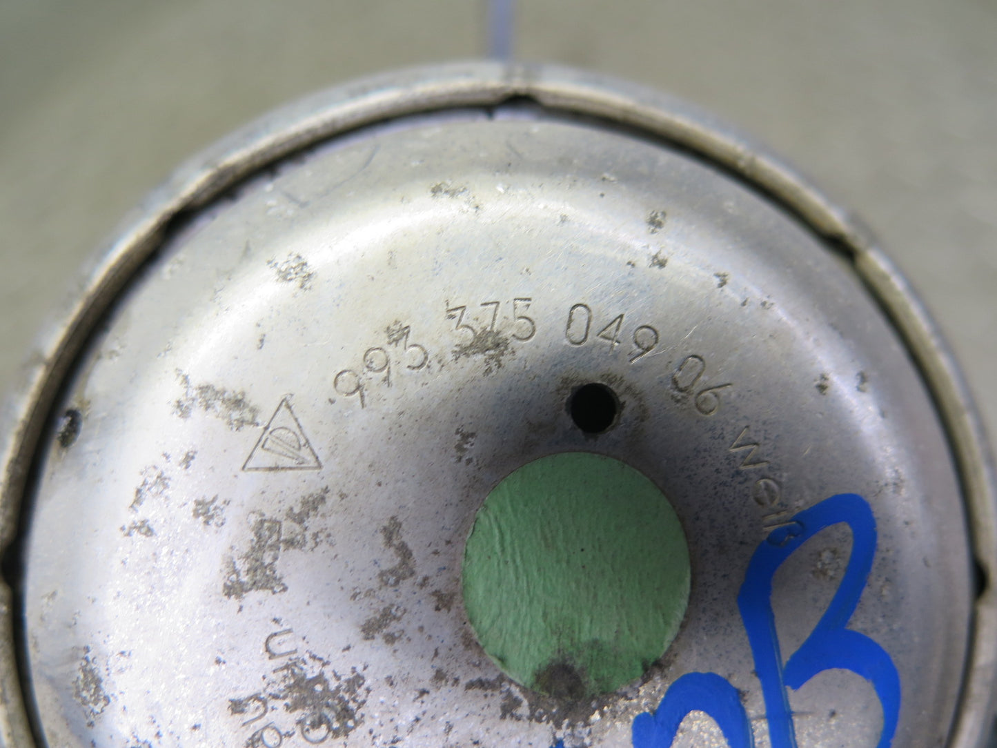 1997-1999 Porsche Boxster 986 M/T Transmission Mount Bracket Support  Set of 2