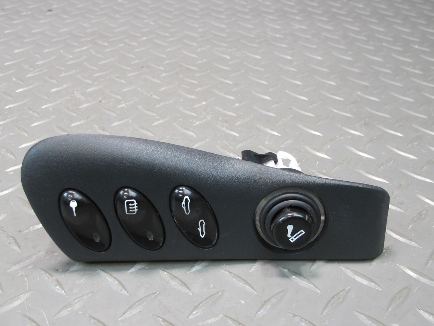 1997-2001 Porsche Boxster 986 Dash Front Right Trim Panel w Switches 98655223400