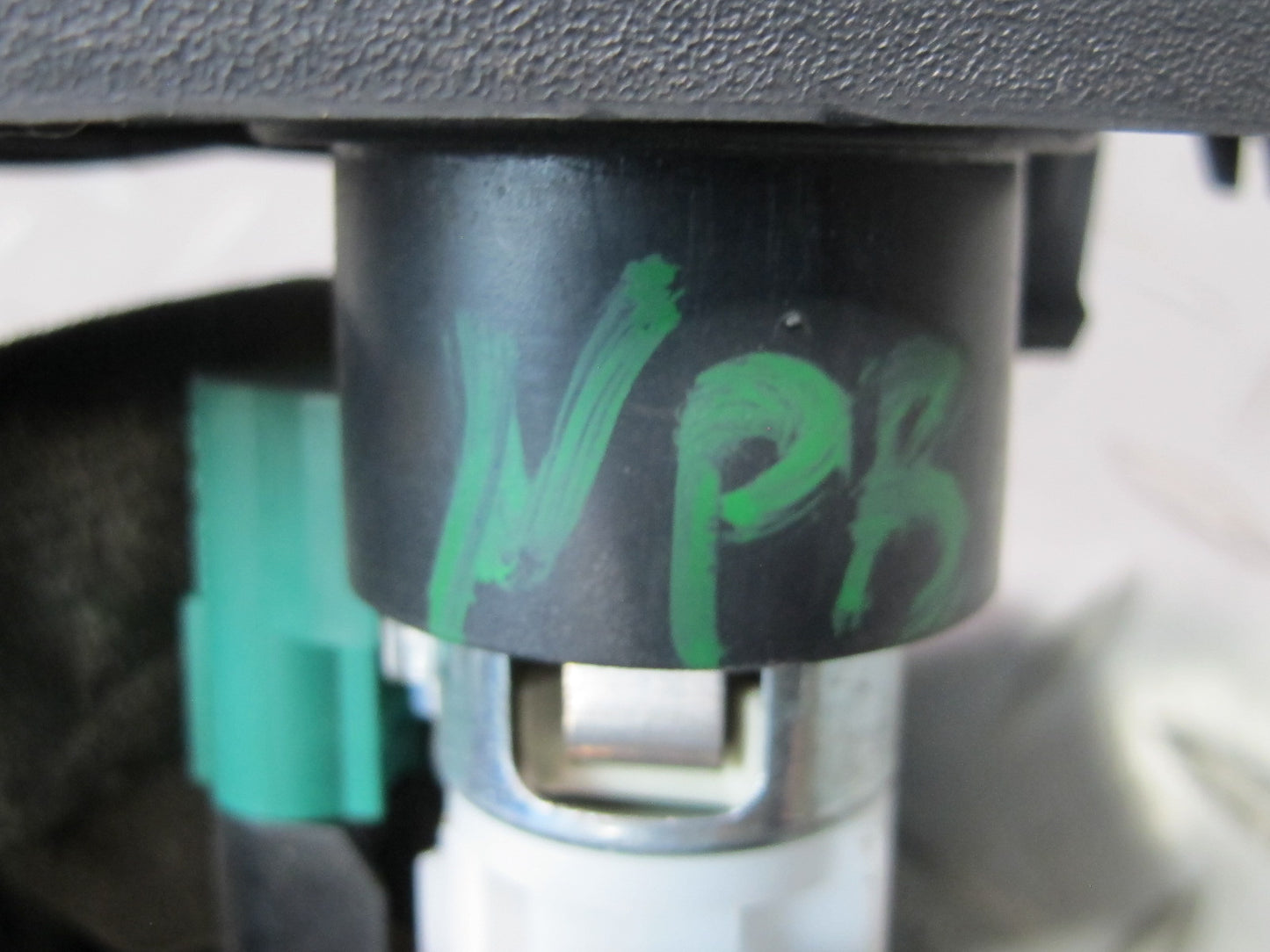 1997-2001 Porsche Boxster 986 Dash Front Right Trim Panel w Switches 98655223400