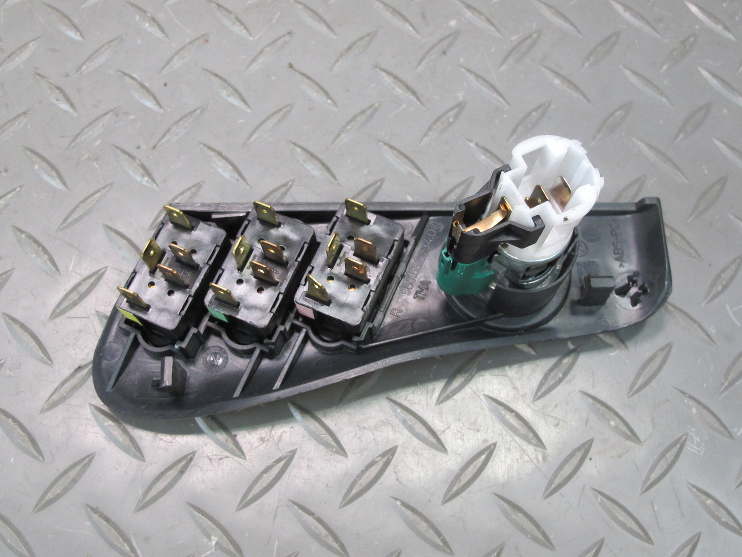 1997-2001 Porsche Boxster 986 Dash Front Right Trim Panel w Switches 98655223400