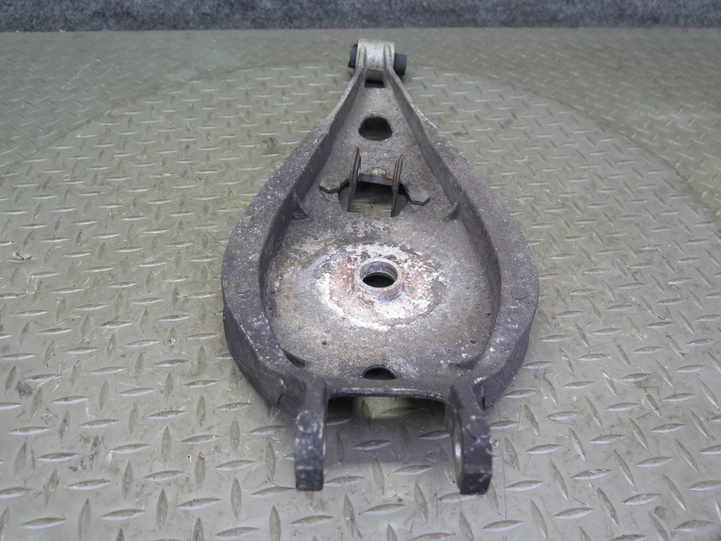 01-06 BMW E46 330ci RWD Set of 2 Rear Left Upper & Lower Control Arm 77K OEM