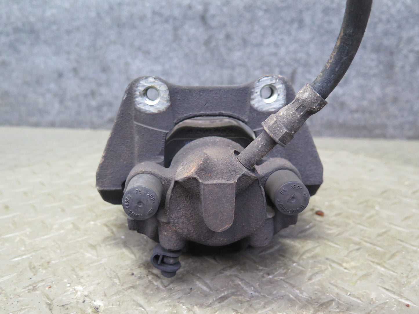 01-06 BMW E46 330i 330Ci RWD Set of 2 Rear Left & Right Brake Caliper 77K OEM