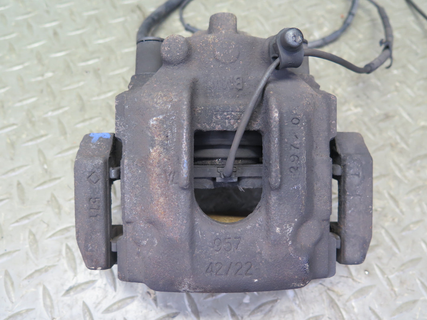 01-06 BMW E46 330i 330Ci RWD Set of 2 Rear Left & Right Brake Caliper 77K OEM